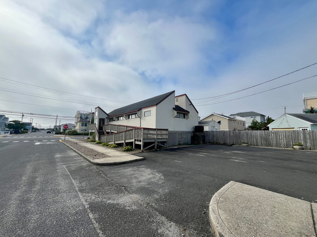 401 N Central Avenue, Ship Bottom, NJ  08008