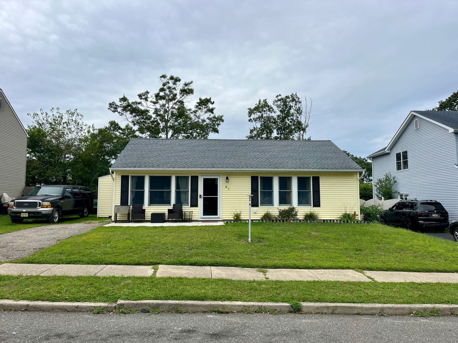 87 Village Drive, Barnegat, NJ  08005