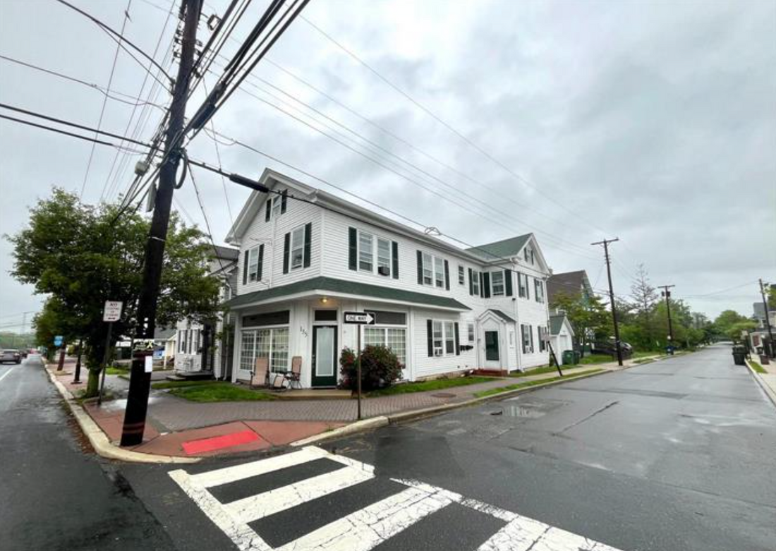 135 E Main Street, Tuckerton, NJ  08087