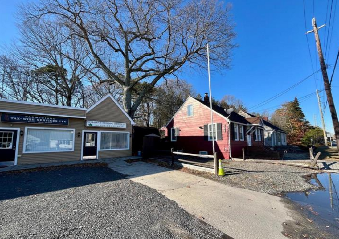 465-467 Route 9, Ocean Twp, NJ  08758